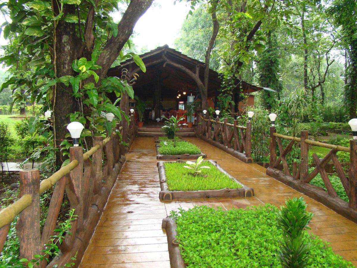 Dudhsagar Spa Resort Molem Exterior photo