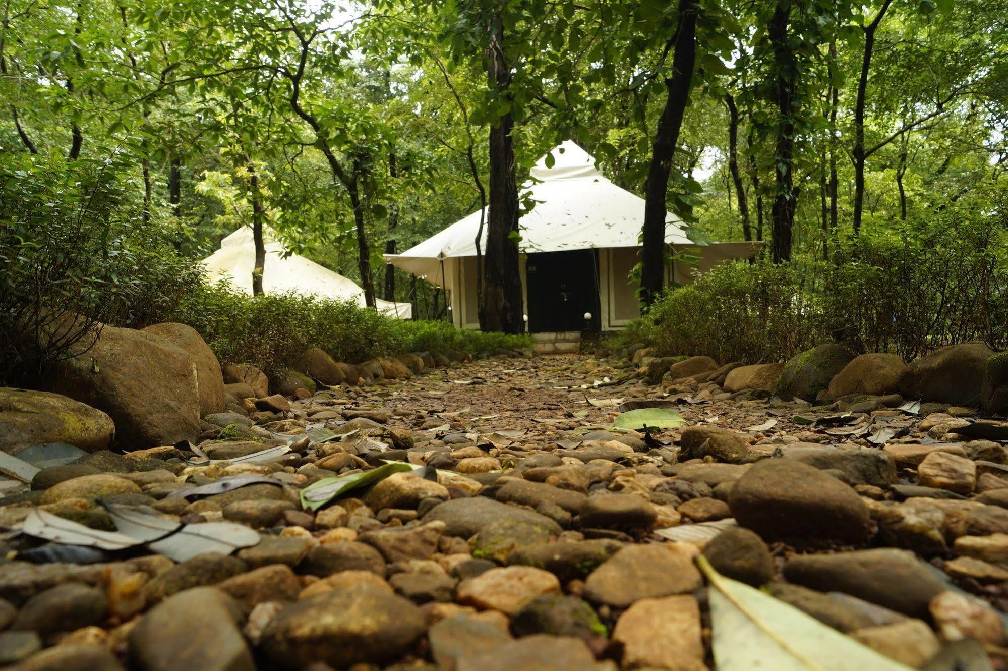 Dudhsagar Spa Resort Molem Exterior photo